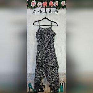 Place Classic Ruffled B&W Floral High-Low Dress